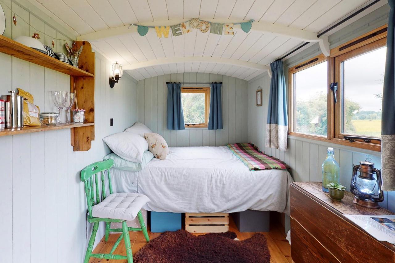 Sindles Farm Bed & Breakfast Emsworth Bagian luar foto