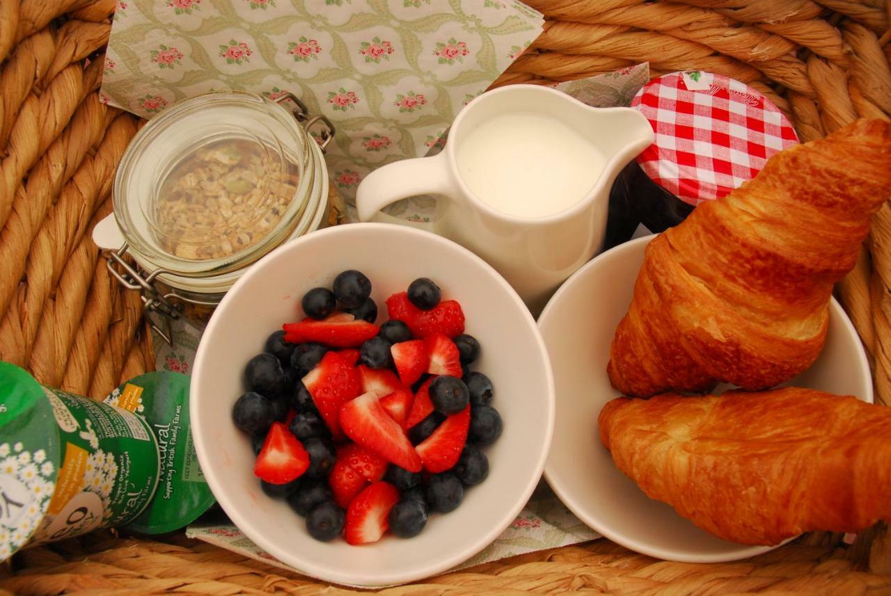 Sindles Farm Bed & Breakfast Emsworth Bagian luar foto